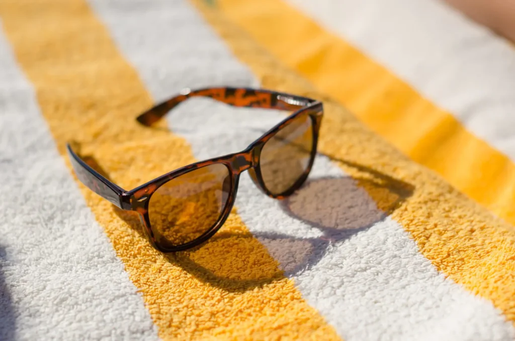 Marcado CE Gafas de Sol imagen de unas gafas de sol con marcado ce