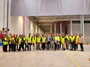 Requisitos para la Importación y Distribución de Productos Sanitarios: un Análisis Detallado de la Jornada